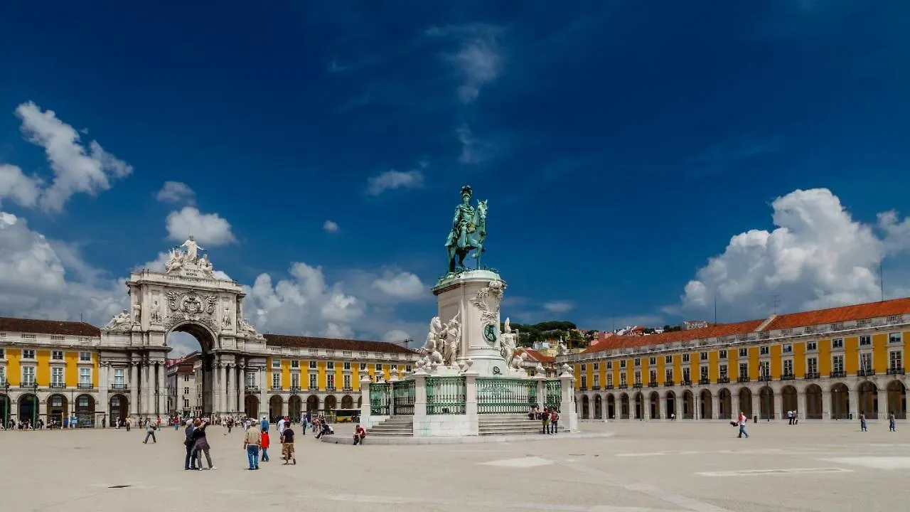 Lisbon Apartments In Anjos